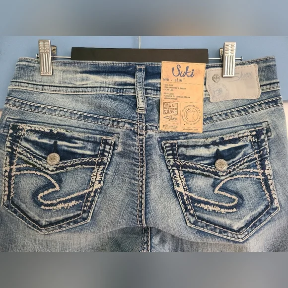 Silver Suki super stretch jeans size 28x31 - Picture 5 of 6